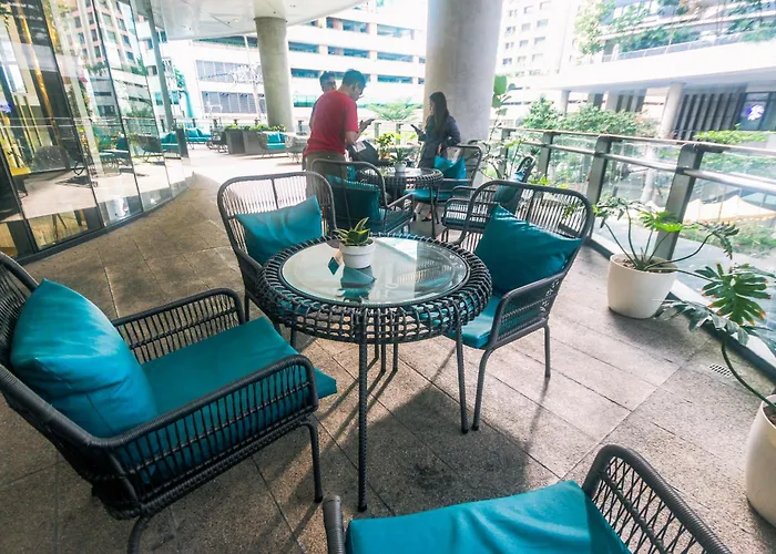 Of Dreams Luxury Makati 5637 Swim Gym Netflix Superfast Surfing * Manila