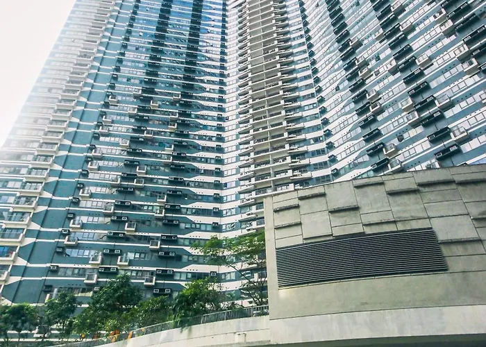 Of Dreams Luxury Makati 5637 Swim Gym Netflix Superfast Surfing Manila