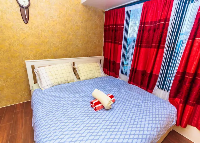 Apartment Of Dreams Luxury Makati 5637 Swim Gym Netflix Superfast Surfing