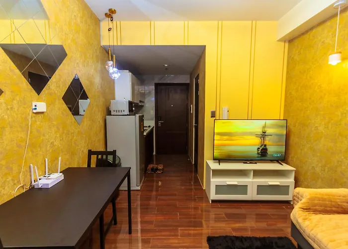 Of Dreams Luxury Makati 5637 Swim Gym Netflix Superfast Surfing