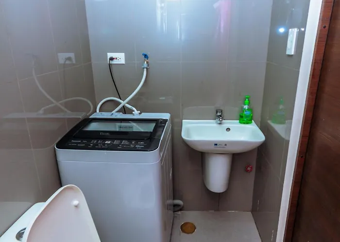 Apartment Of Dreams Luxury Makati 5637 Swim Gym Netflix Superfast Surfing *