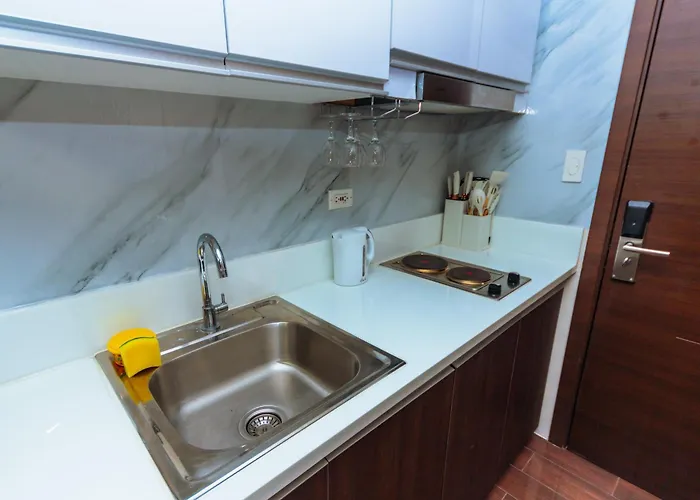 Of Dreams Luxury Makati 5637 Swim Gym Netflix Superfast Surfing Apartment Manila