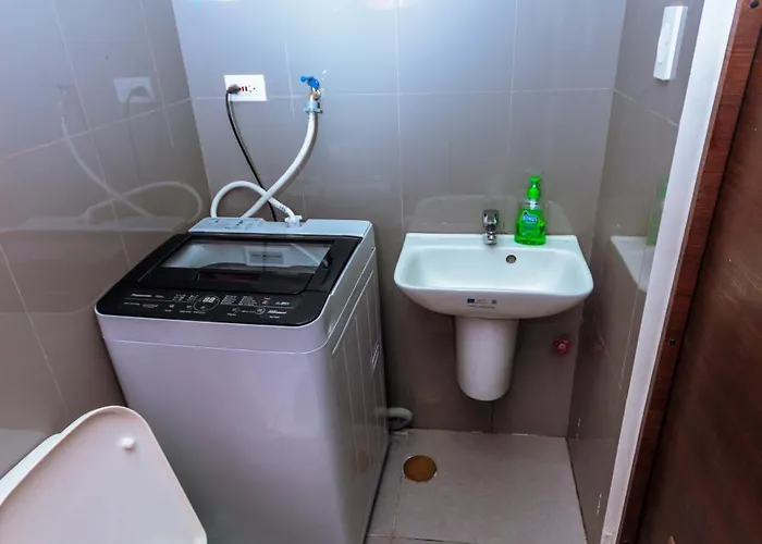 Of Dreams Luxury Makati 5637 Swim Gym Netflix Superfast Surfing * Manila